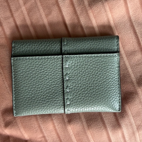 Tory Burch McGraw Leather Flap Card Case In Blue Celadon Small Leather Wallet - Picture 3 of 10